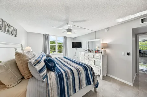 6000 NE 22nd Way Fort Lauderdale FL 33308