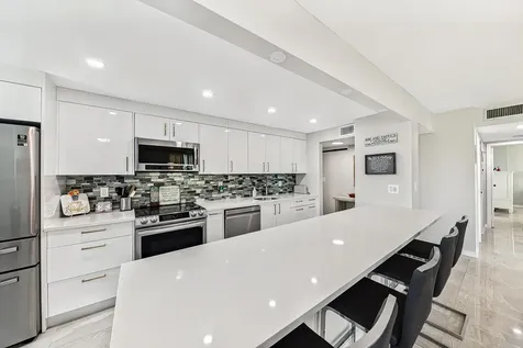 6000 NE 22nd Way Fort Lauderdale FL 33308