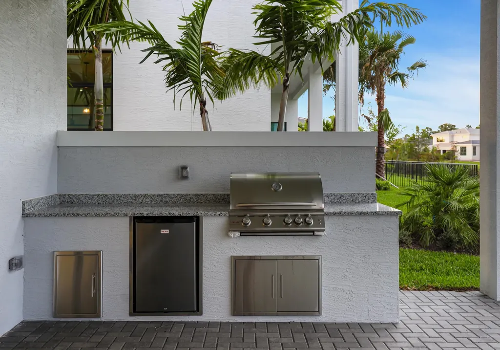 13206 Faberge Place Palm Beach Gardens FL 33418