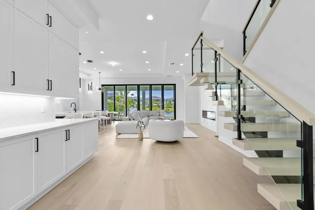 13206 Faberge Place Palm Beach Gardens FL 33418
