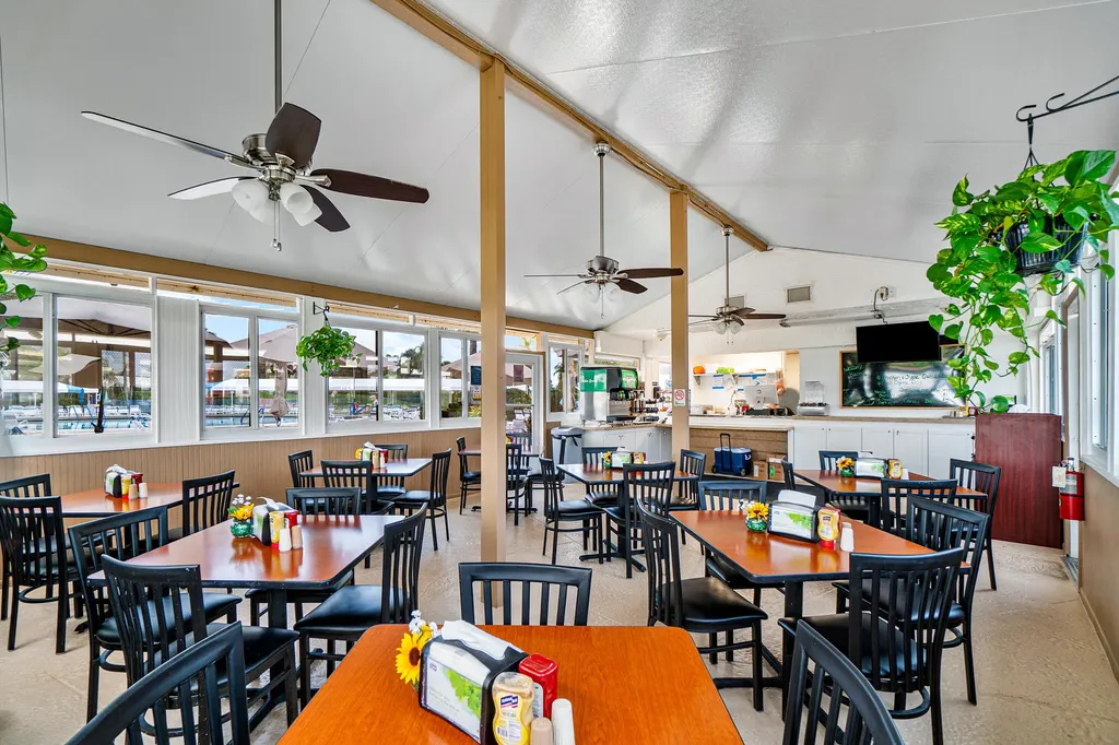 13788 Via Flora Delray Beach FL 33484