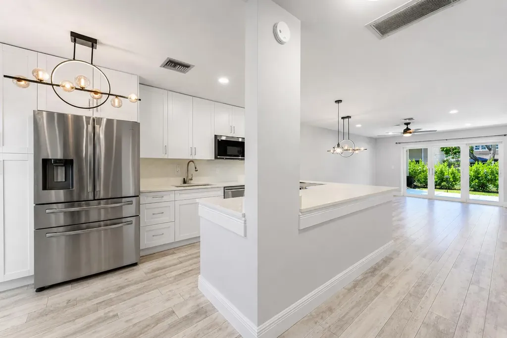 13788 Via Flora Delray Beach FL 33484