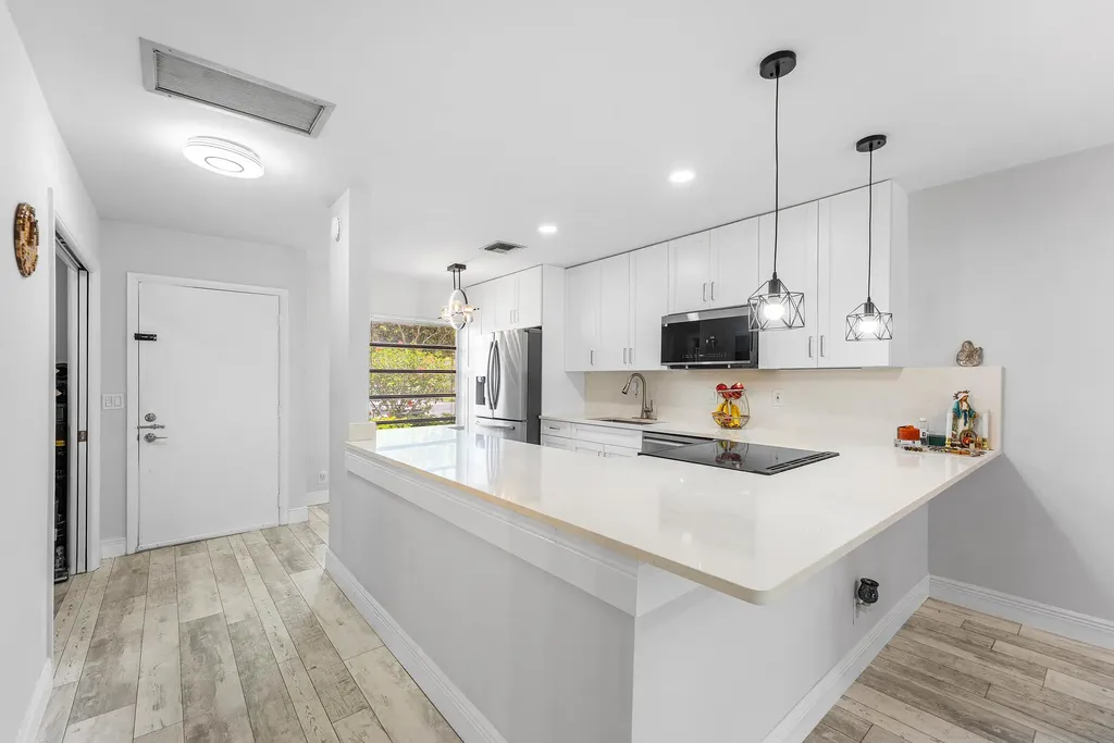 13788 Via Flora Delray Beach FL 33484