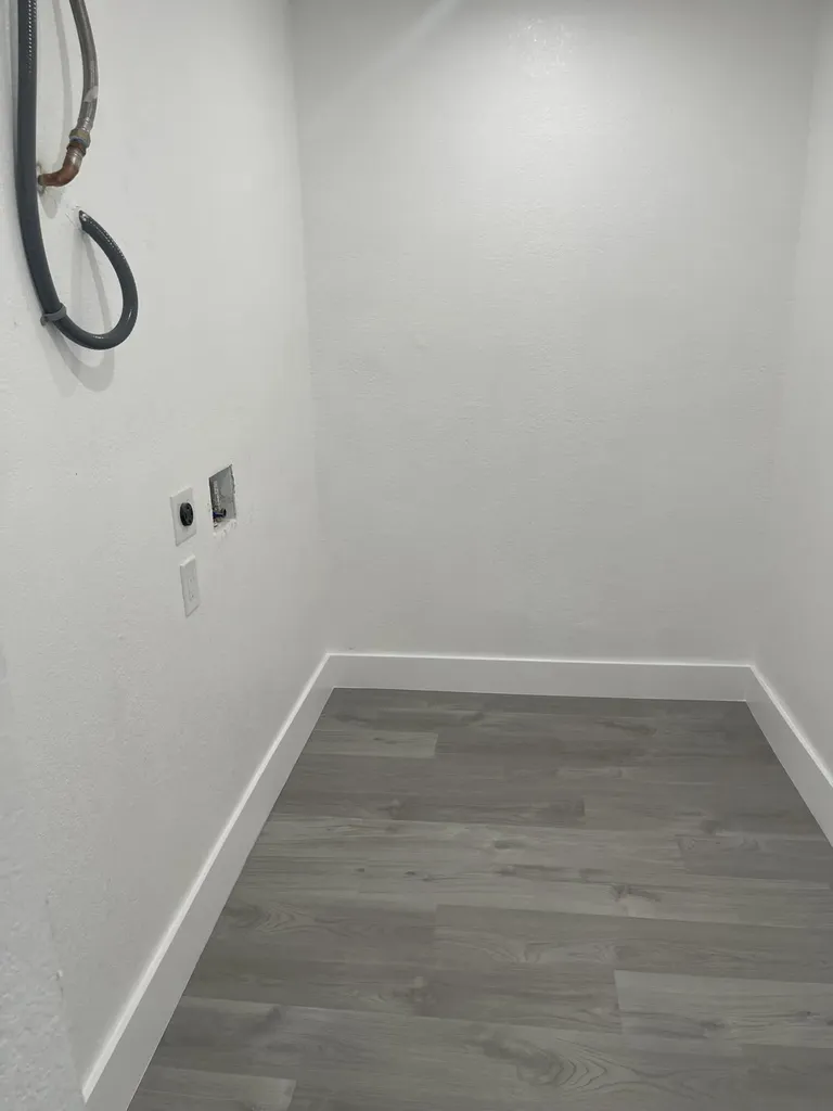 880 NW 8th Avenue Pompano Beach FL 33060