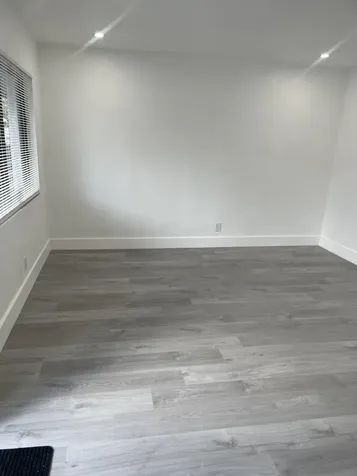 880 NW 8th Avenue Pompano Beach FL 33060