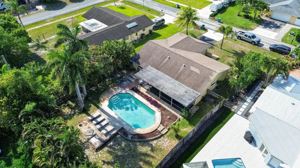 159 SE 26th Avenue Boynton Beach FL 33435