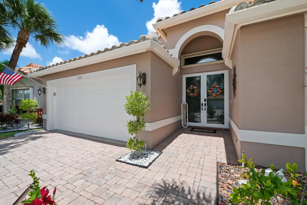 5185 Glenville Drive Boynton Beach FL 33437