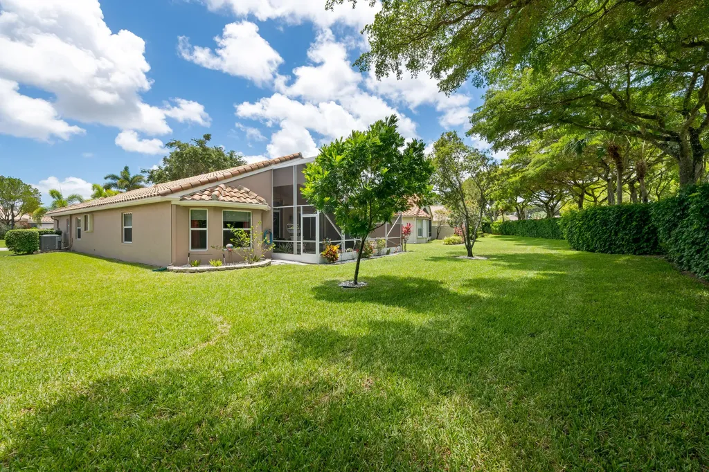 5185 Glenville Drive Boynton Beach FL 33437