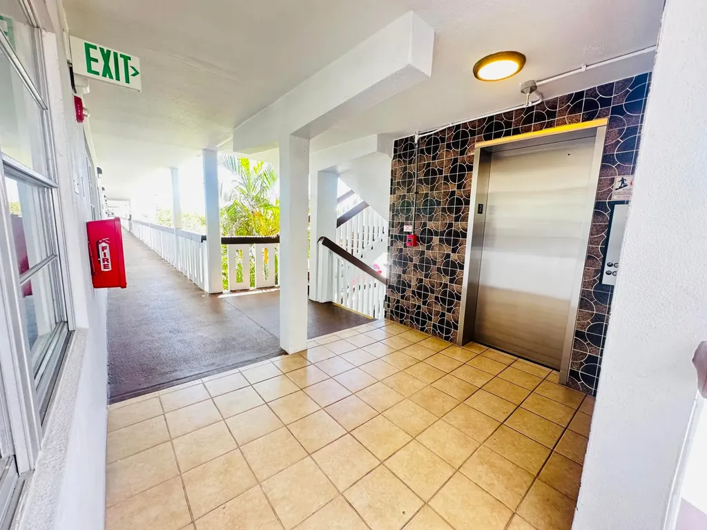 2060 Harwood E Deerfield Beach FL 33442