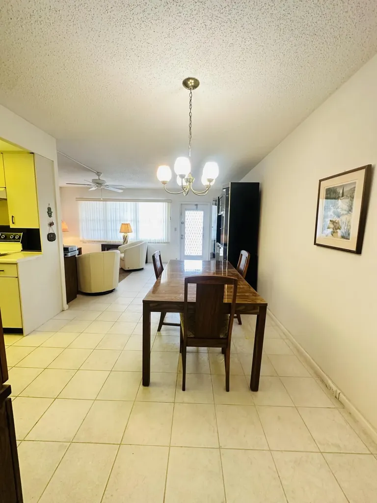 2060 Harwood E Deerfield Beach FL 33442