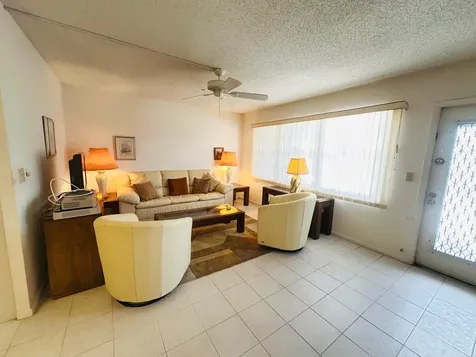 2060 Harwood E Deerfield Beach FL 33442