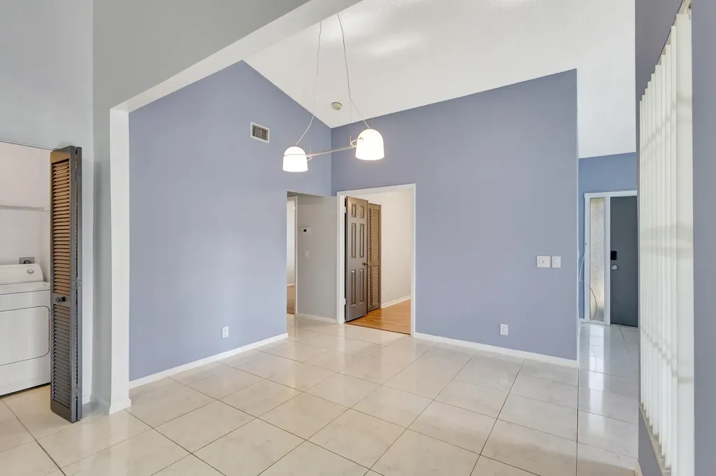 4385 Willow Brook Circle West Palm Beach FL 33417