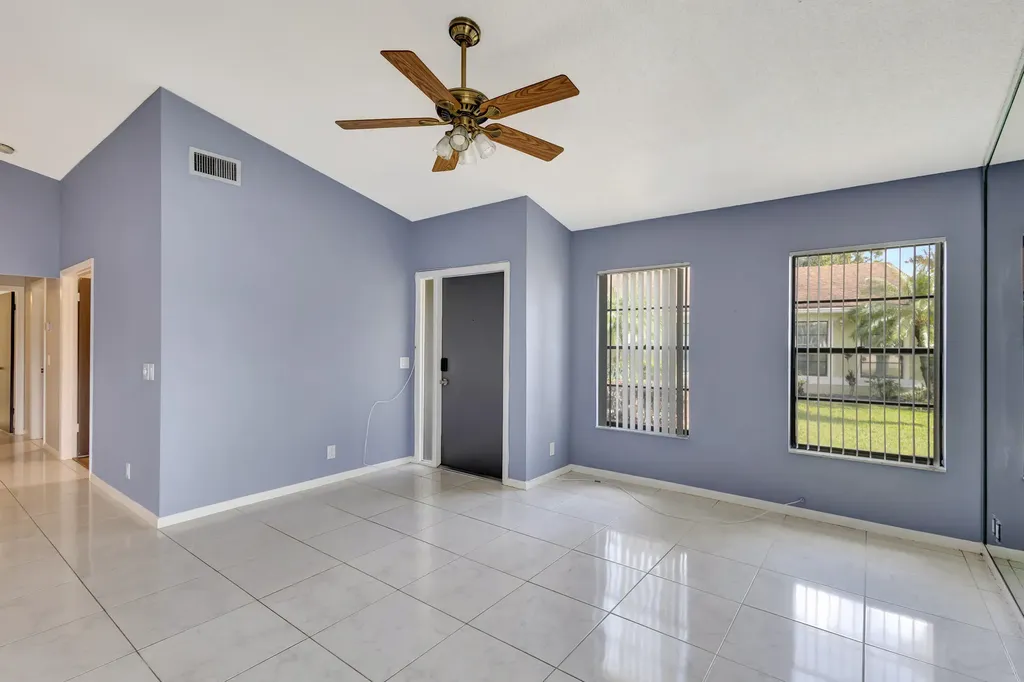 4385 Willow Brook Circle West Palm Beach FL 33417