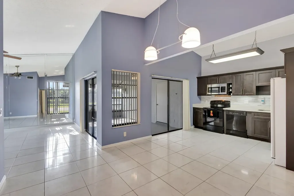 4385 Willow Brook Circle West Palm Beach FL 33417
