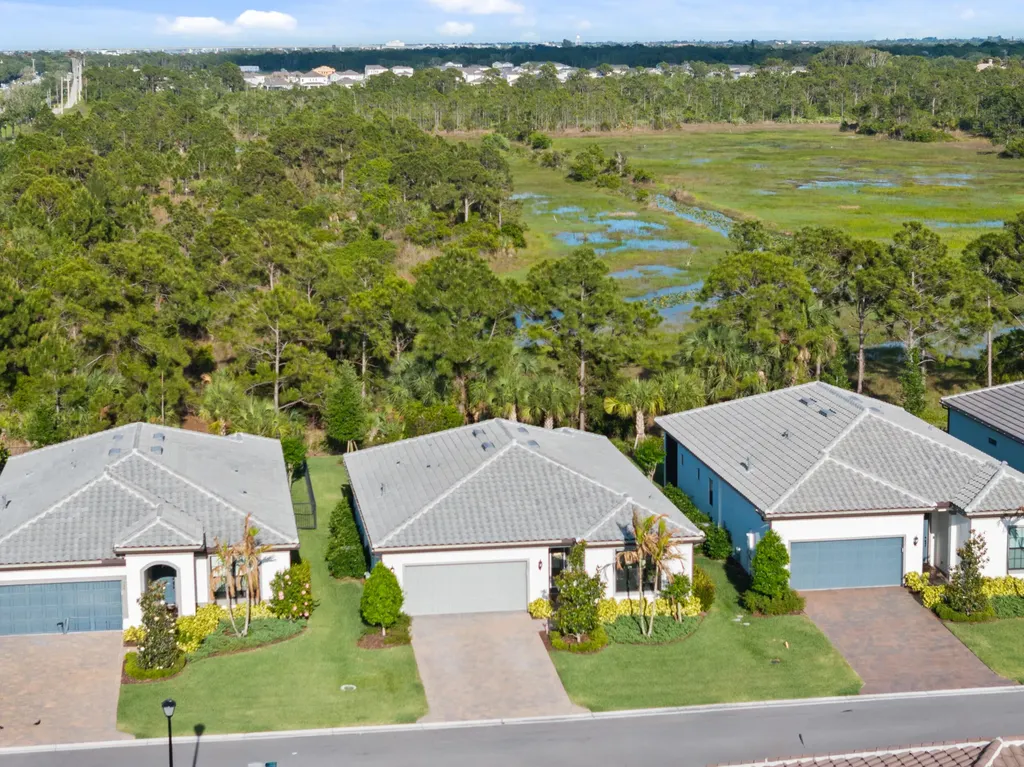 373 SE Filoli Drive Port St Lucie FL 34984