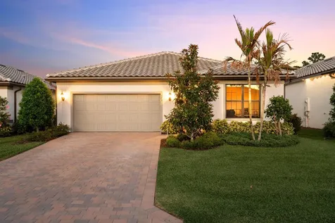373 SE Filoli Drive Port St Lucie FL 34984