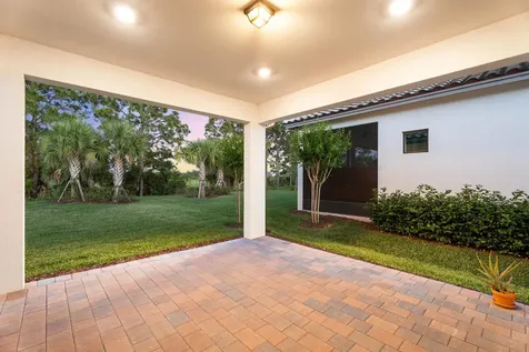 373 SE Filoli Drive Port St Lucie FL 34984