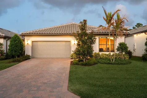 373 SE Filoli Drive Port St Lucie FL 34984