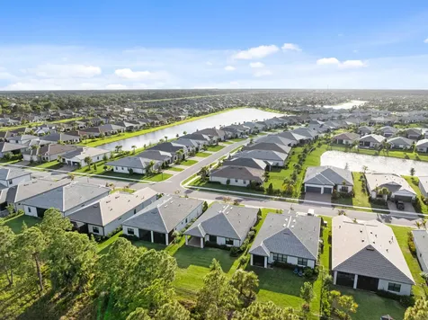 373 SE Filoli Drive Port St Lucie FL 34984