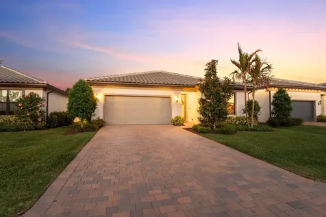 373 SE Filoli Drive Port St Lucie FL 34984