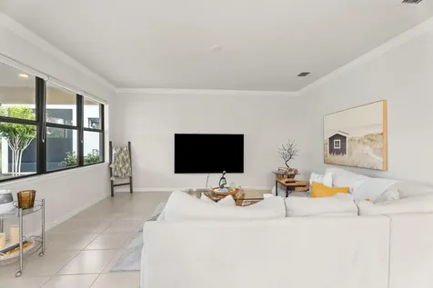 373 SE Filoli Drive Port St Lucie FL 34984