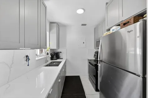 995 NE 156th Terrace North Miami Beach FL 33162