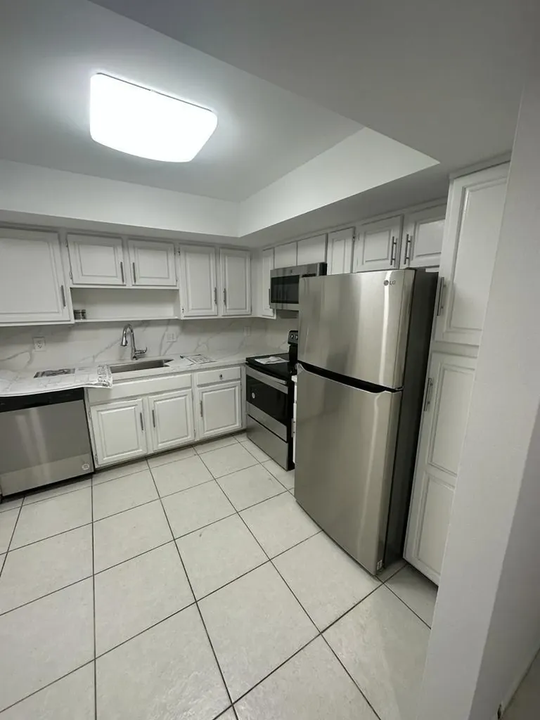 1800 S Ocean Boulevard Lauderdale By The Sea FL 33062