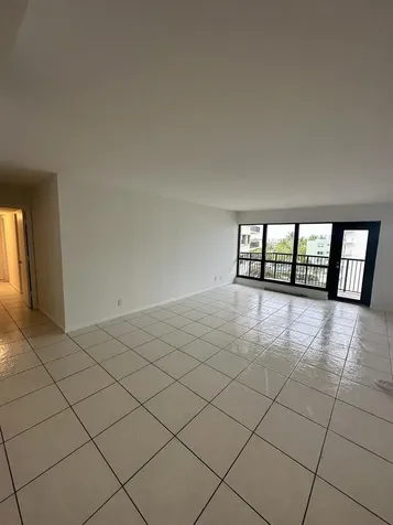 1800 S Ocean Boulevard Lauderdale By The Sea FL 33062
