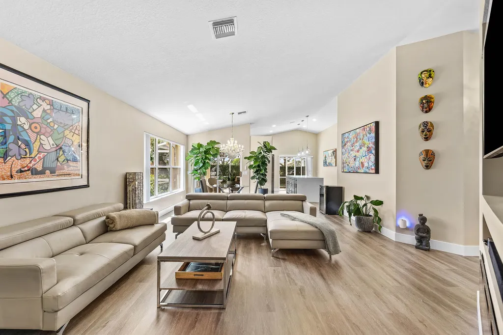7398 Granville Avenue Boynton Beach FL 33437