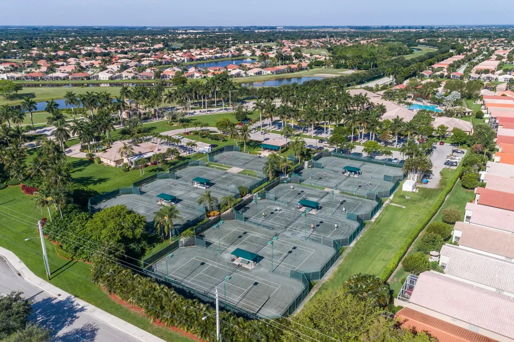 7398 Granville Avenue Boynton Beach FL 33437