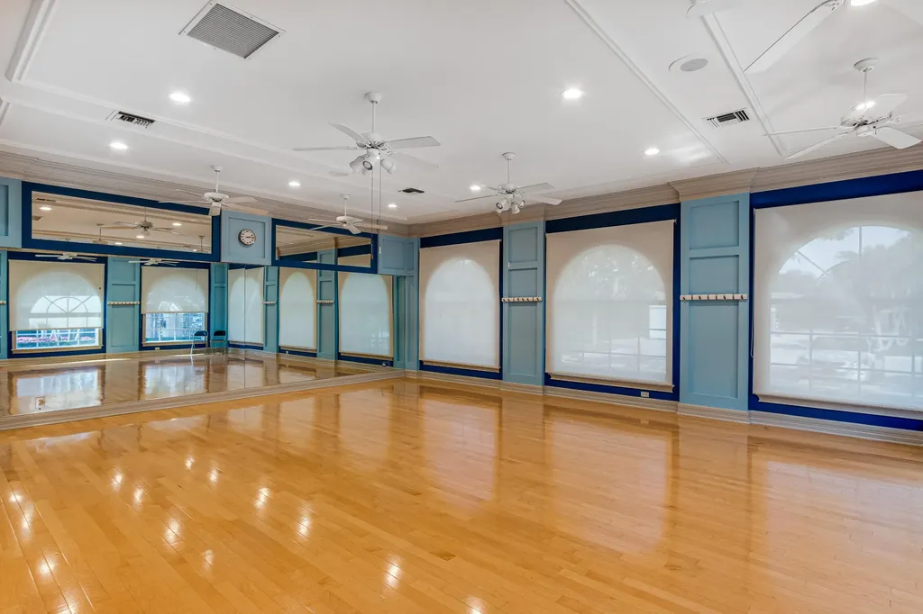 7398 Granville Avenue Boynton Beach FL 33437