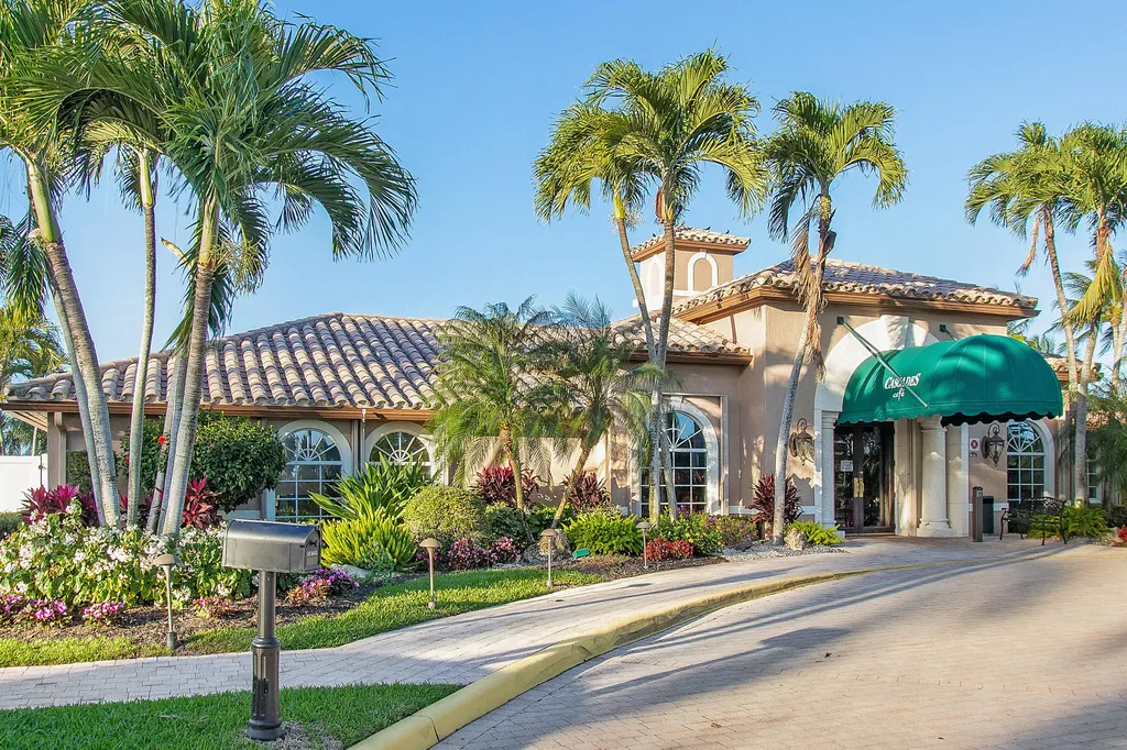 7398 Granville Avenue Boynton Beach FL 33437