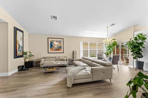 7398 Granville Avenue Boynton Beach FL 33437