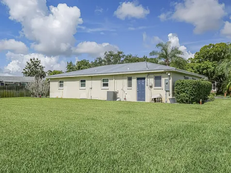 1826 38th Avenue Vero Beach FL 32960