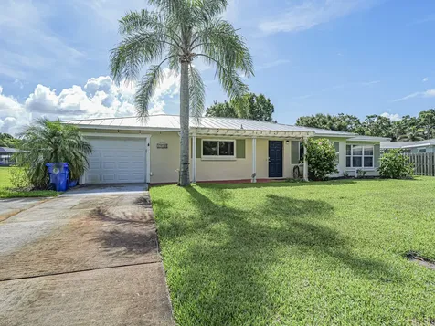 1826 38th Avenue Vero Beach FL 32960