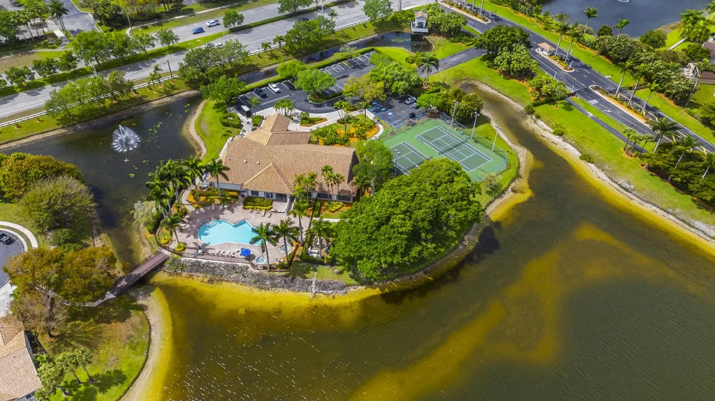 10720 Oak Bend Way Wellington FL 33414