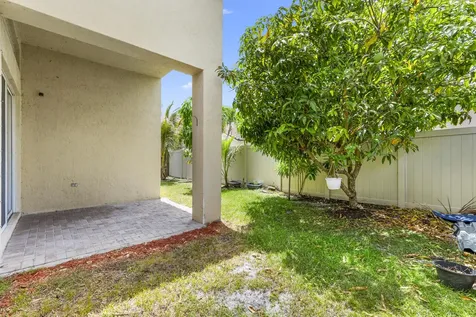 10720 Oak Bend Way Wellington FL 33414