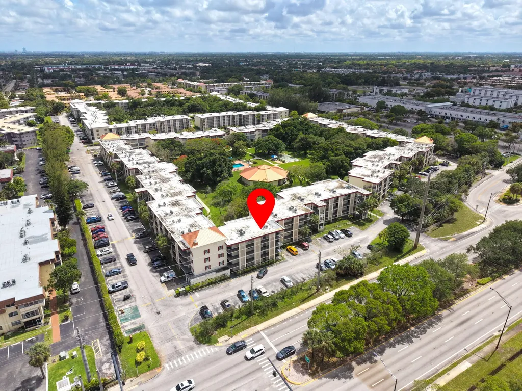 3099 NW 48th Avenue Lauderdale Lakes FL 33313