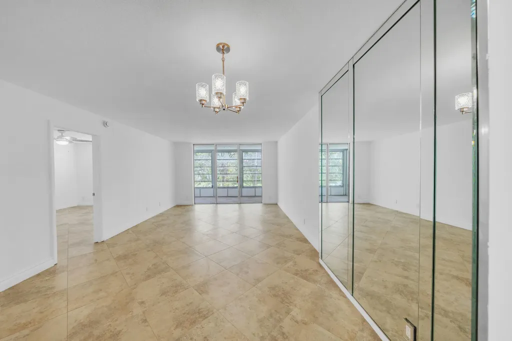 3099 NW 48th Avenue Lauderdale Lakes FL 33313