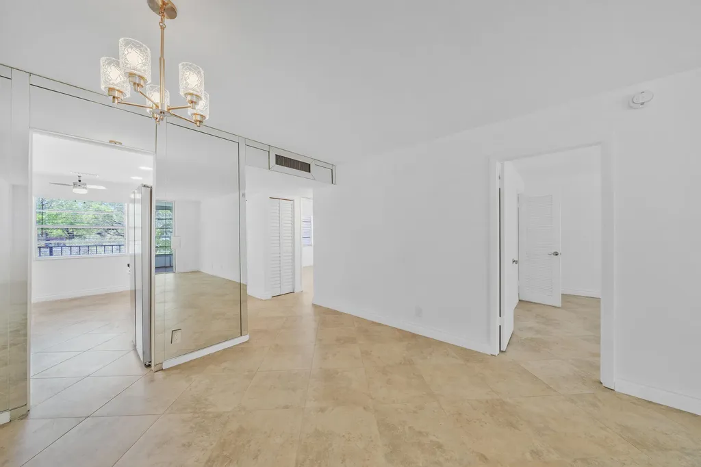 3099 NW 48th Avenue Lauderdale Lakes FL 33313