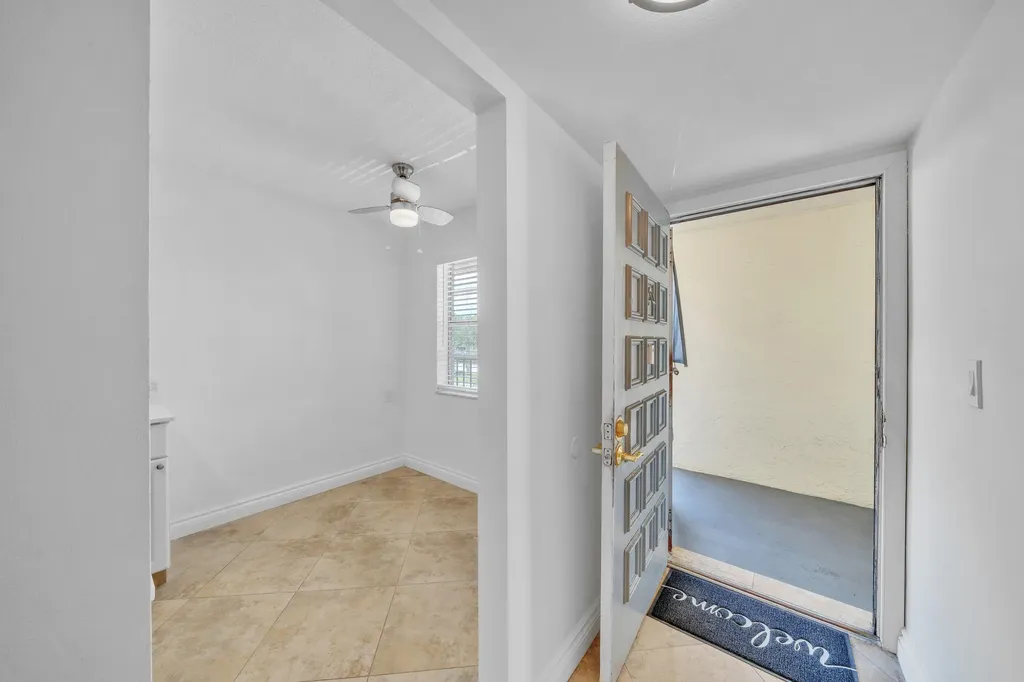 3099 NW 48th Avenue Lauderdale Lakes FL 33313