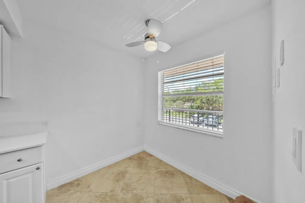 3099 NW 48th Avenue Lauderdale Lakes FL 33313