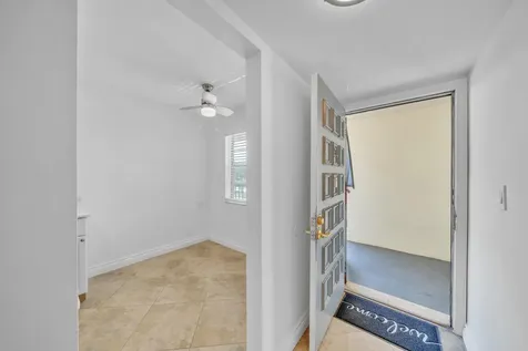 3099 NW 48th Avenue Lauderdale Lakes FL 33313
