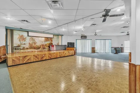 3099 NW 48th Avenue Lauderdale Lakes FL 33313