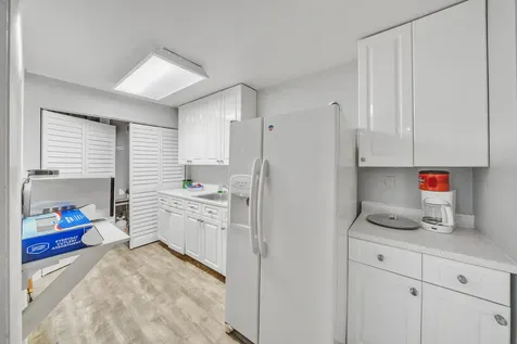 3099 NW 48th Avenue Lauderdale Lakes FL 33313
