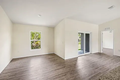 1031 S Bronze Court Labelle FL 33935