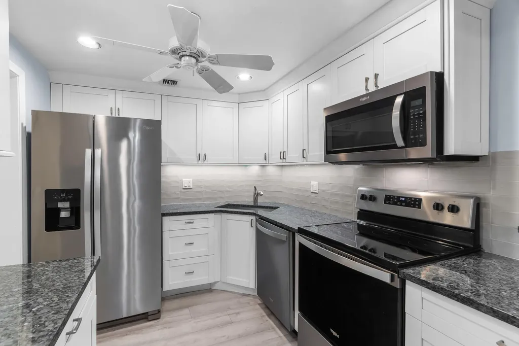1940 NE 2nd Avenue Wilton Manors FL 33305