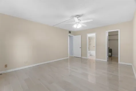 1940 NE 2nd Avenue Wilton Manors FL 33305