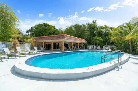 1940 NE 2nd Avenue Wilton Manors FL 33305