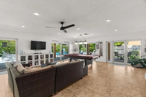 1940 NE 2nd Avenue Wilton Manors FL 33305